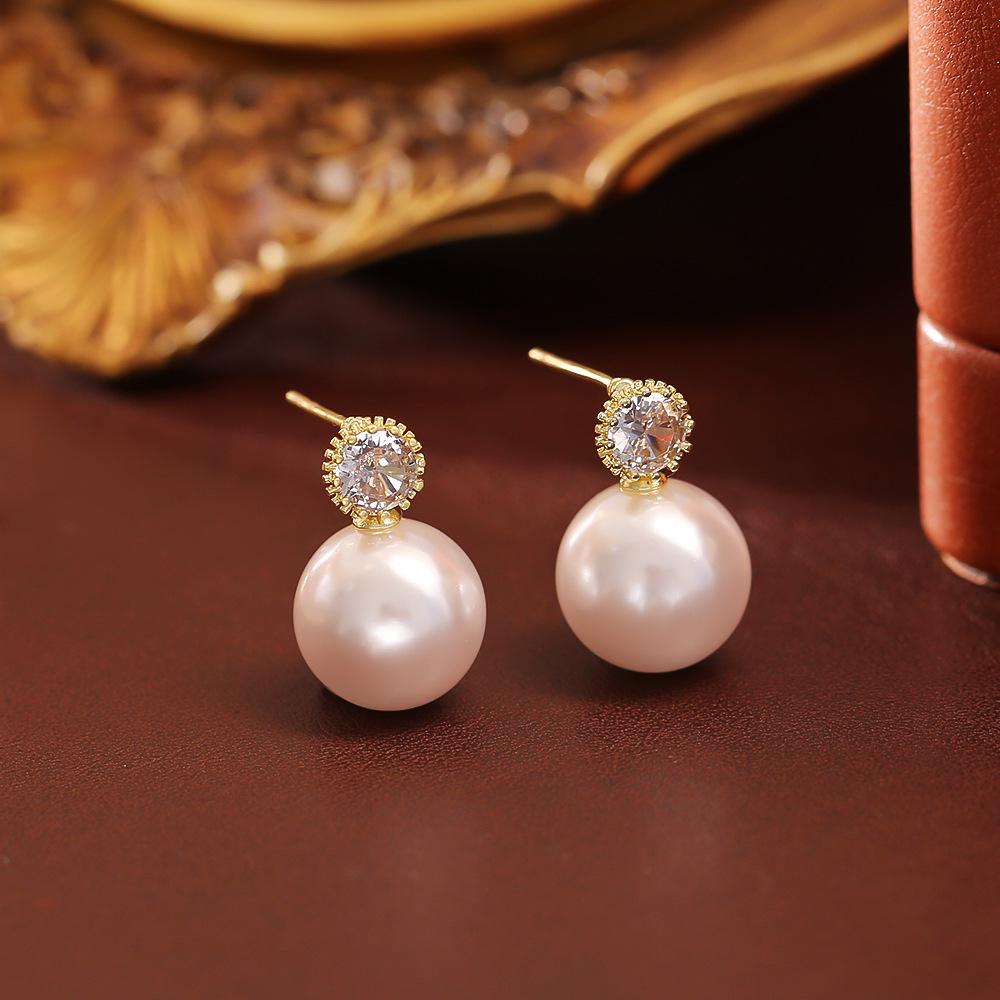 Zircon Pearl Stud Earrings: High-End Fashion, Versatile Silver Needles in Sweet, Popular Celebrity Style