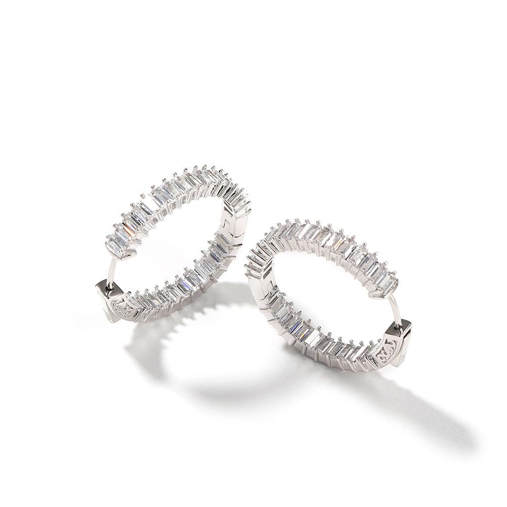 

Rectangular zircon stud earrings, female ins style personality, one hair generation round gold earrings.