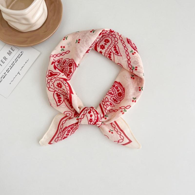 Polka dot silk scarf women's spring and summer new Korean ins versatile neck protection scarf fashion headscarf square scarf silk scarf