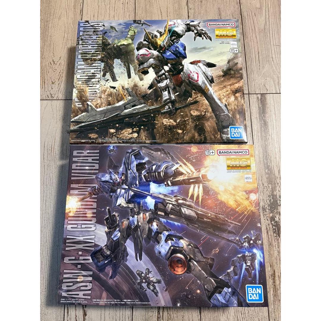 Использовал MG 1/100 Gundam Barbatos и MG 1/100 Gundam Vidal