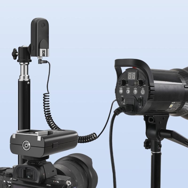 High Conductivity PC Flash Syncing Cord With Twist Lock PC Spring Cable For Flash Photography Durability PVC Construction