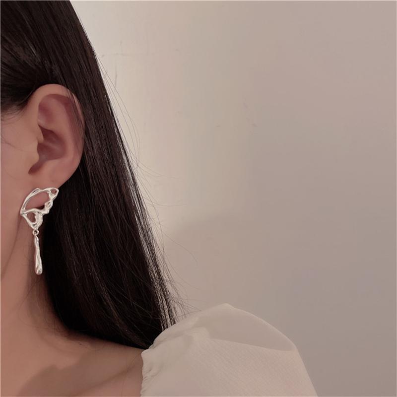 New Asymmetric Hollow Water Drop Dangle Earrings Silver Color Irregular Metal Geometric Statement Hanging Earrings Brincos