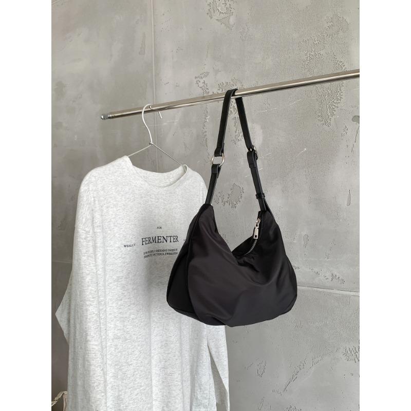 Leopard print bag trend large capacity soft surface commuter women's bag fashion new nylon shoulder bag women