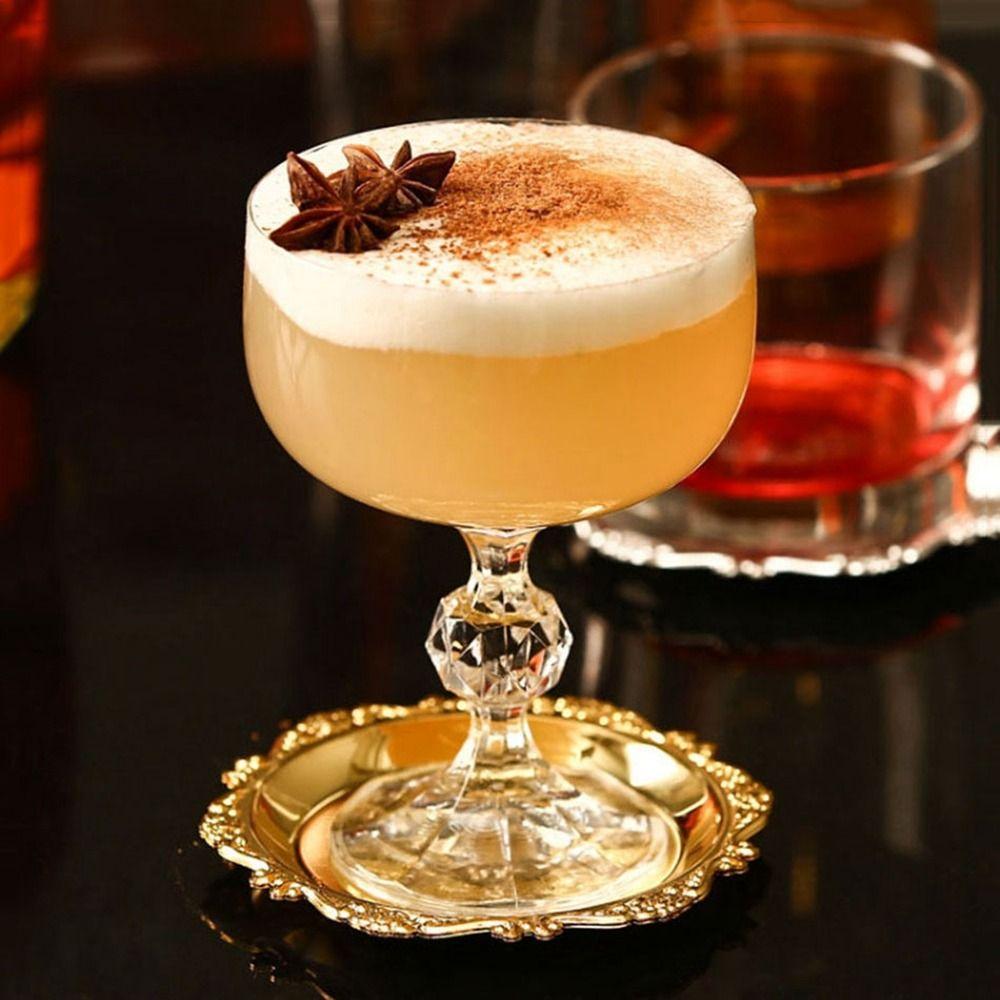 7 Pcs/set Carved Patterned Cup Mat Zinc Zinc Zinc Alloy Metal Cake Tray Vintage European Decor Racks  Snack