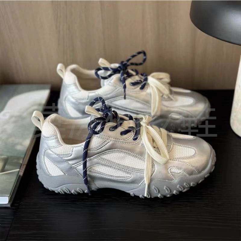 

Premium American retro two-color shoelaces Forrest Gump shoes women s 2025 summer new mesh splicing casual sports shoes 35