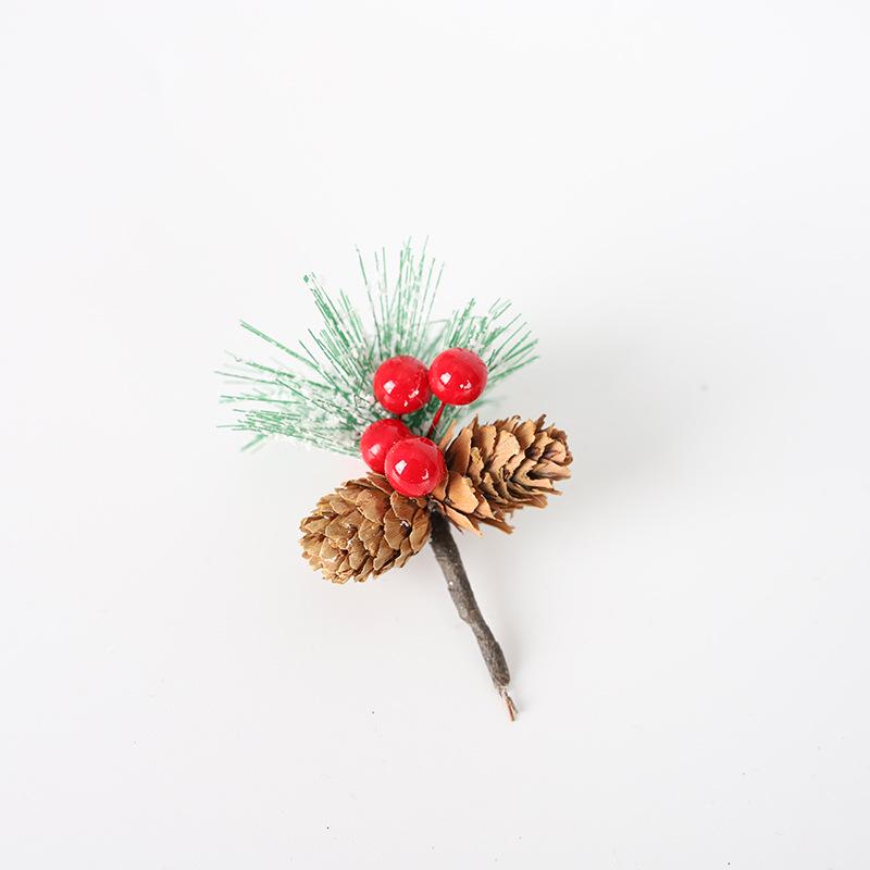 Festive Pine & Berry Cone Inserts: DIY Gift Box Accessories