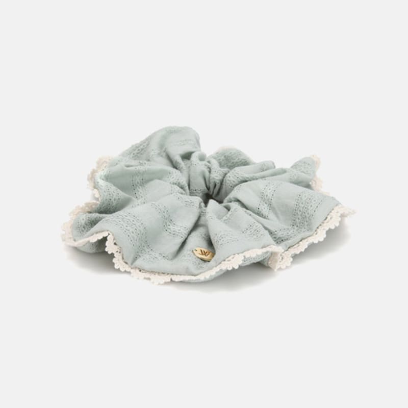 WHITE SANDS Floral Punching Cotton Scrunchie Asti (5 Colors)
