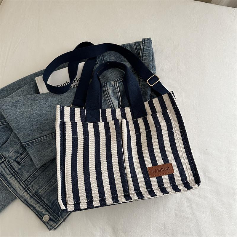 2024 Summer Fashionable Crossbody Bag Sleek Casual Handbag Spacious Commuter Tote синий