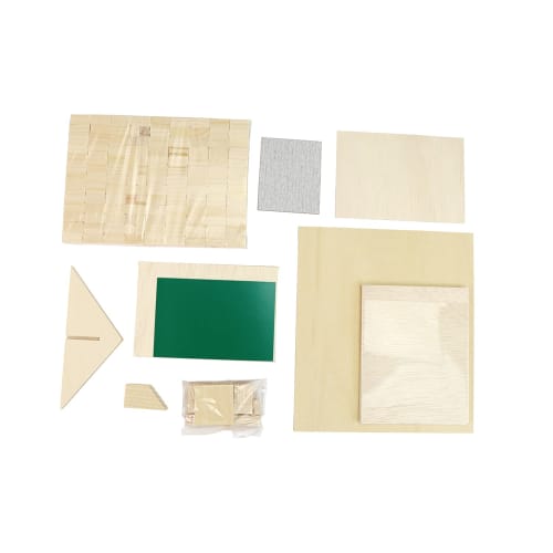 House with lawn Finished dimensions: W18.5cm x D16.5cm x H12.5cm