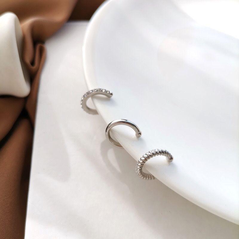 Elegant French Retro Ear Cuffs: No-Pierce Women's Clip-On Earrings