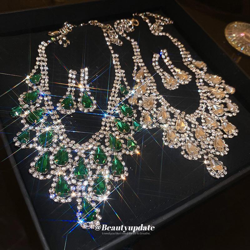 Diamond-encrusted water drop fringed necklace set European and American heavy industry collarbone chain retro versatile dress necklace wholesale