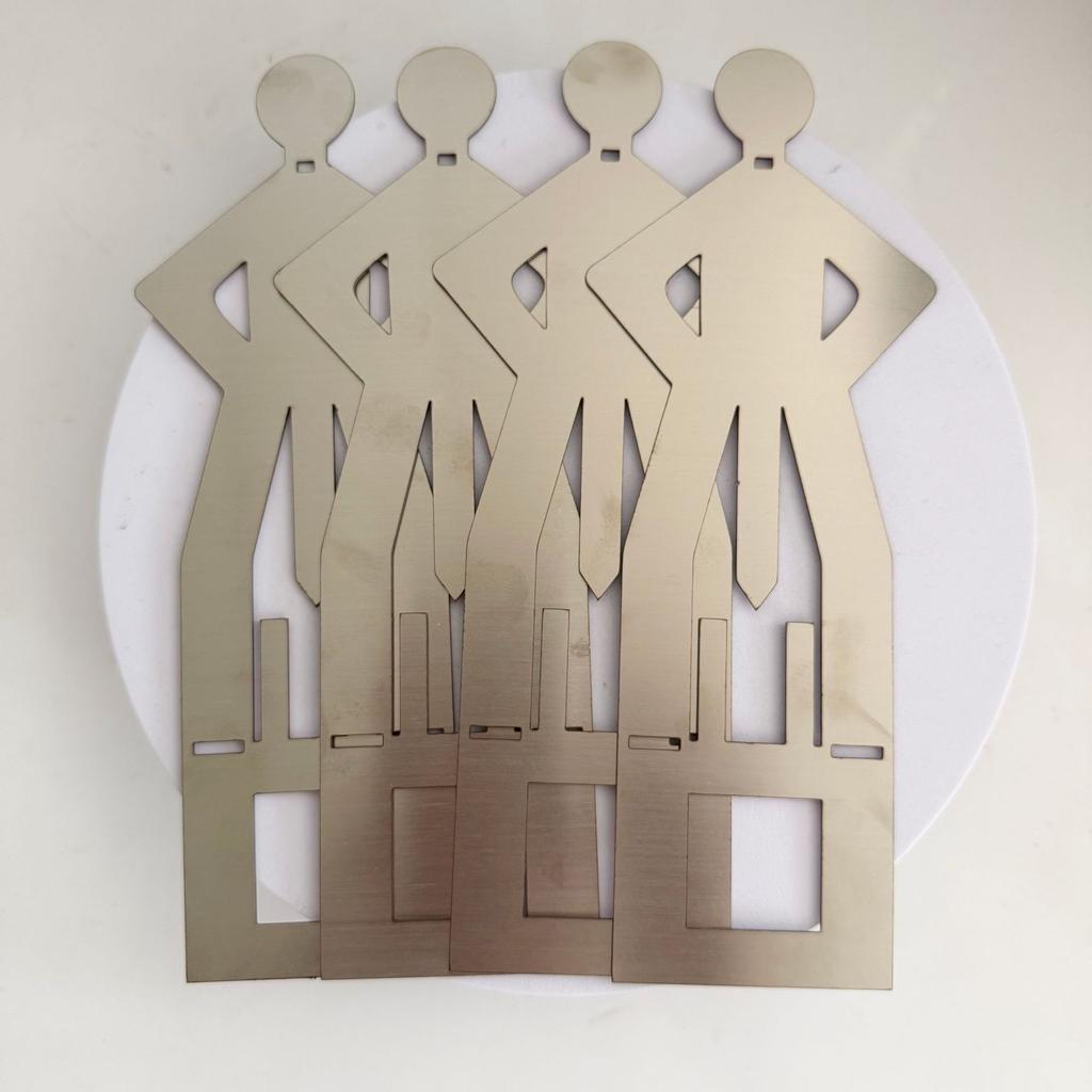 Stainless Steel BBQ Sausage Holder Figure-Shaped Grill Rack for Outdoor Cooking (20.5x7.5cm)