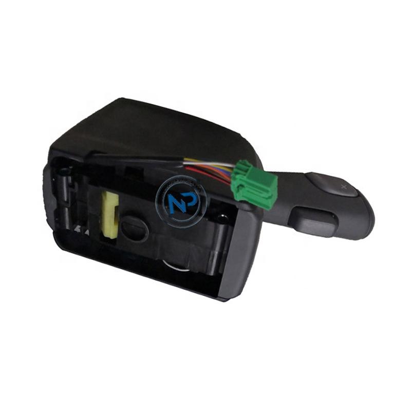 an Auto Spare Parts OEM 20483922 VOL-VO Right Hand Drive Automatic Gear Shift Knob for Truck Gear Lever Knob