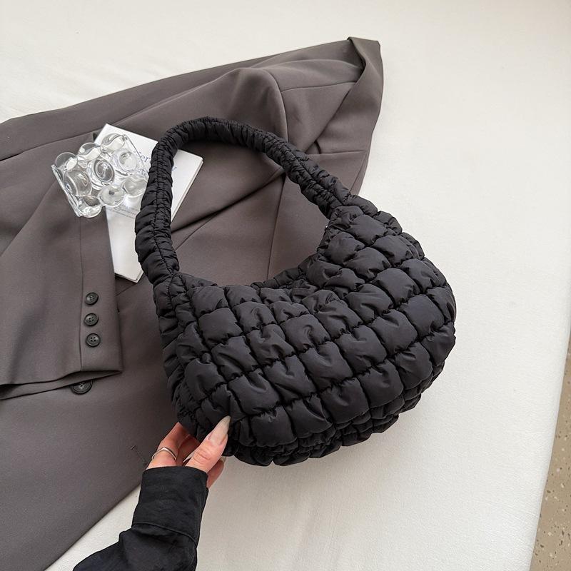 Cloud pleated bag women's summer new fashionable large-capacity bubble cloud bag literary shoulder bag