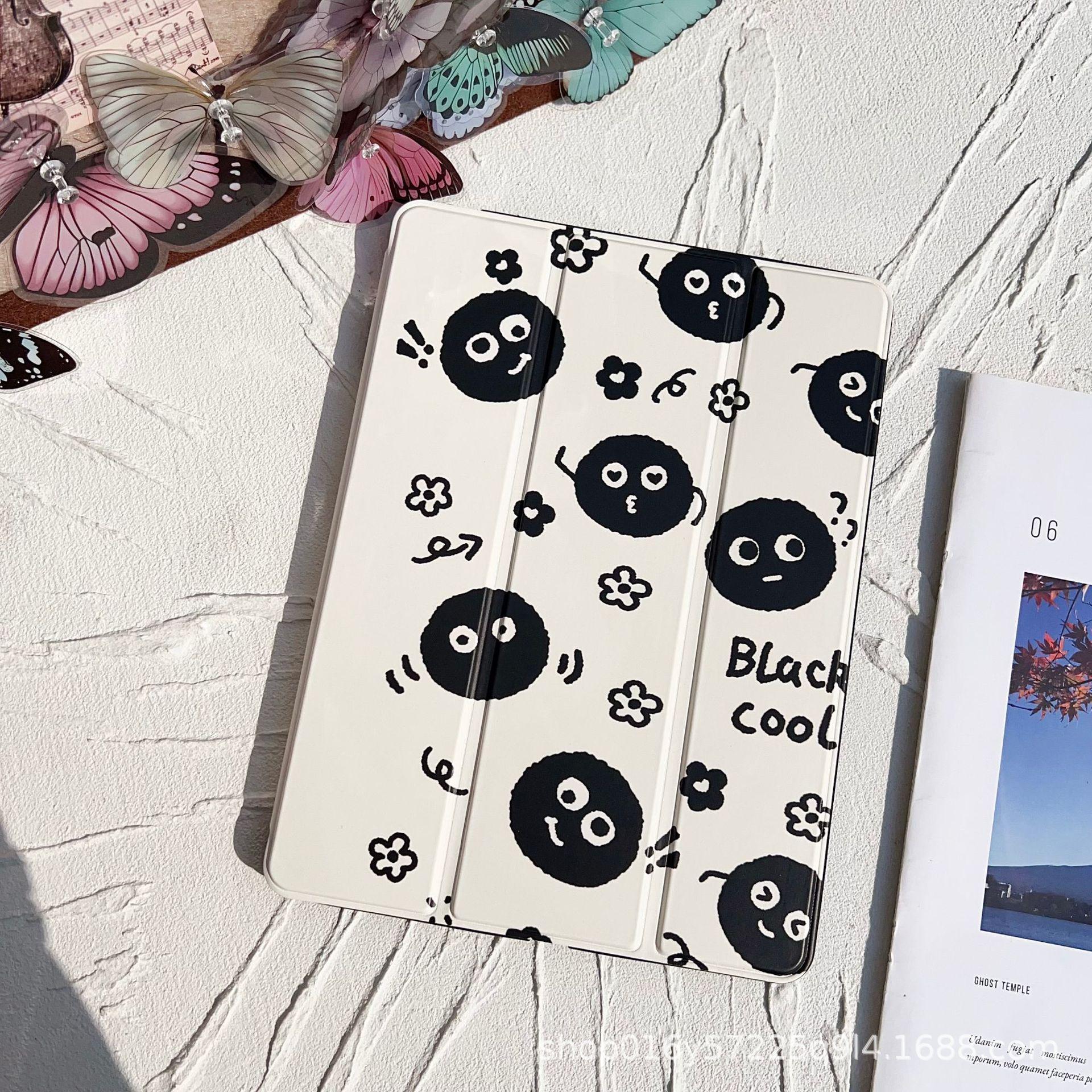 

Little Coal Ball & Capybara Three-Fold Pen Slot Model, Black Edge iPad Pro 2021 Compatible Tablet Case iPad Mini 6/7 (8.3 inch) білий