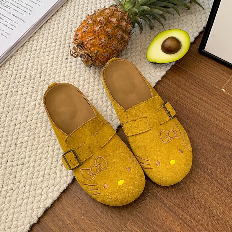 Slippers cute cartoon 2025 spring and summer new bag head round head flat bottom outer wear women's shoes regular version Boken shoes versatile