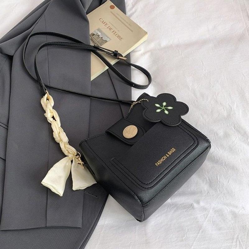 This summer women's bags 2 new trendy high-end light luxury niche bucket bags messenger bags