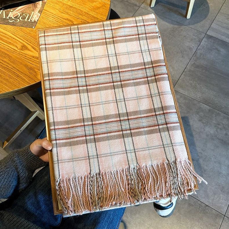 Women's Vintage Plaid -Like Scarf, Thickened Fringed Shawl for Autumn and Winter, High-End Warmth and Cold Protection