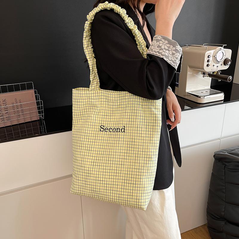 2025 spring and summer Korean casual shoulder bag pleated large-capacity bag lazy style foreign trend portable tote bag