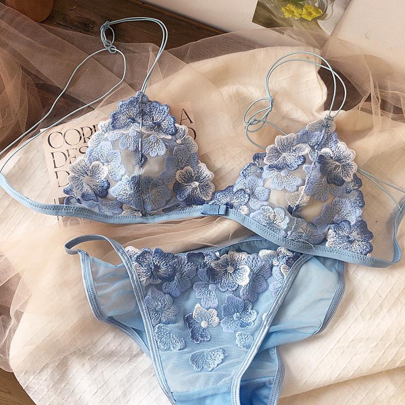 Frauen Sexy Dreieck Tasse Dessous Französisch Ultra Dünne Spitze Blumen Stickerei BH Set Junges Mädchen Gepolsterte Büstenhalter und Höschen Sets