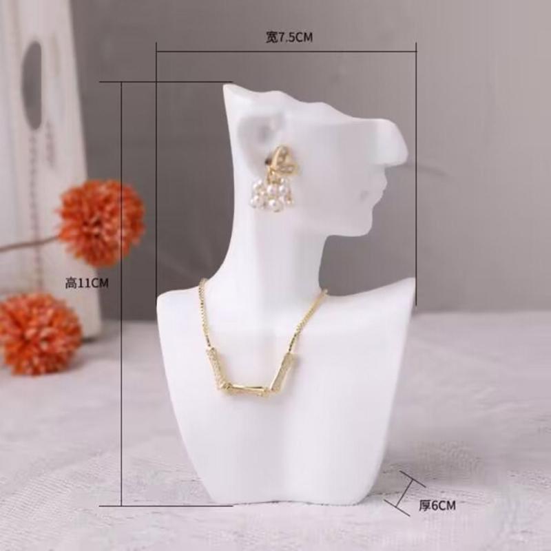 Sturdy Resin Covered Necklace Bust Portable Jewelry Organization Home Accessory Necklace Display Rack Decoration