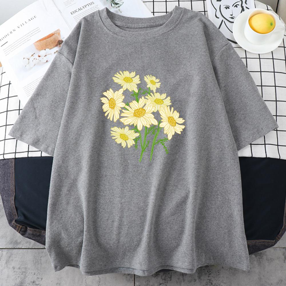 Fresh Harajuku Yellow Chrysanthemum Flower Man T Shirts Graphic S-Xxxl Tee Shirt High-Quality Casual Tshirt Leisure Street Tops