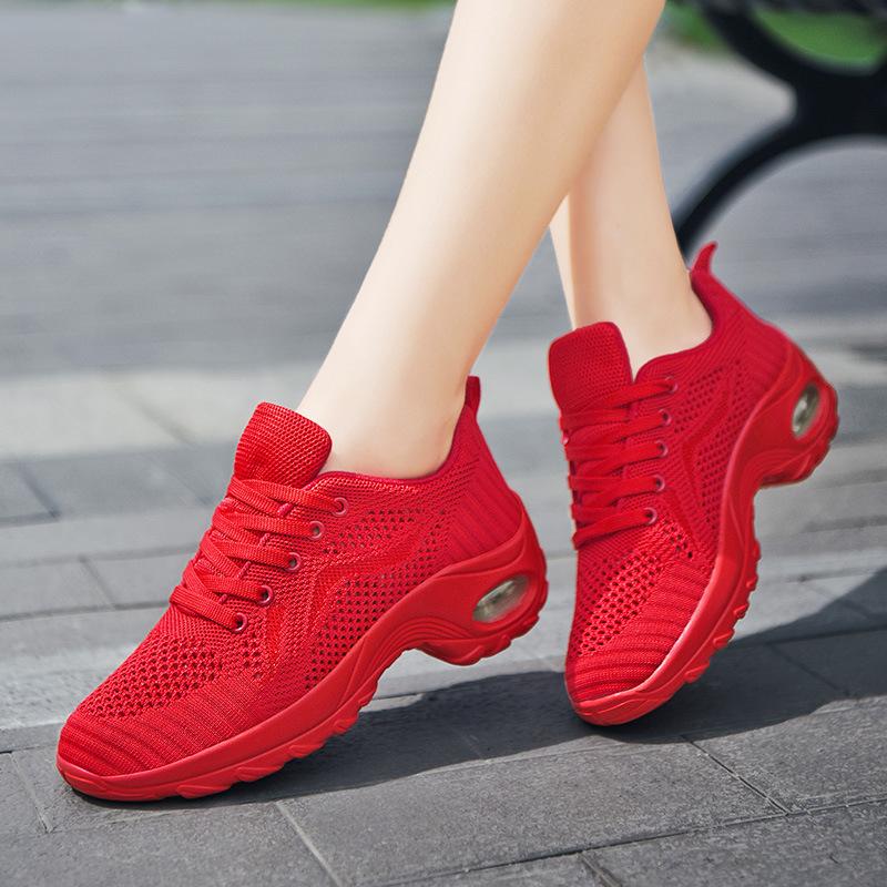 Fashion Spring Red Sports Sneakers Breathable Mesh Casual Shoes Women Fashionable 2024 Non-slip Lace-up Comfort Outdoors Walking Shoes