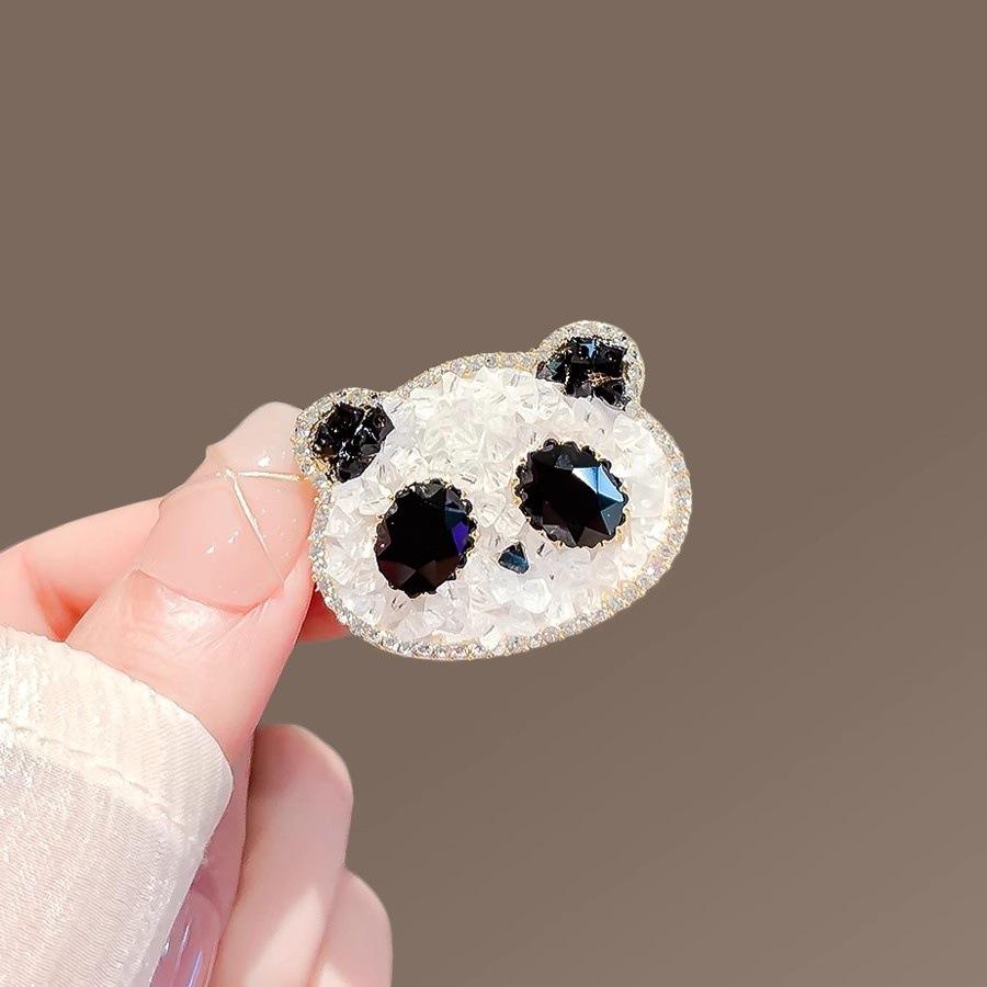 National Style Crystal Panda Brooch, High-End Female Cutie Temperament Corsage Niche Design Pin, Exquisite Suit Accessories