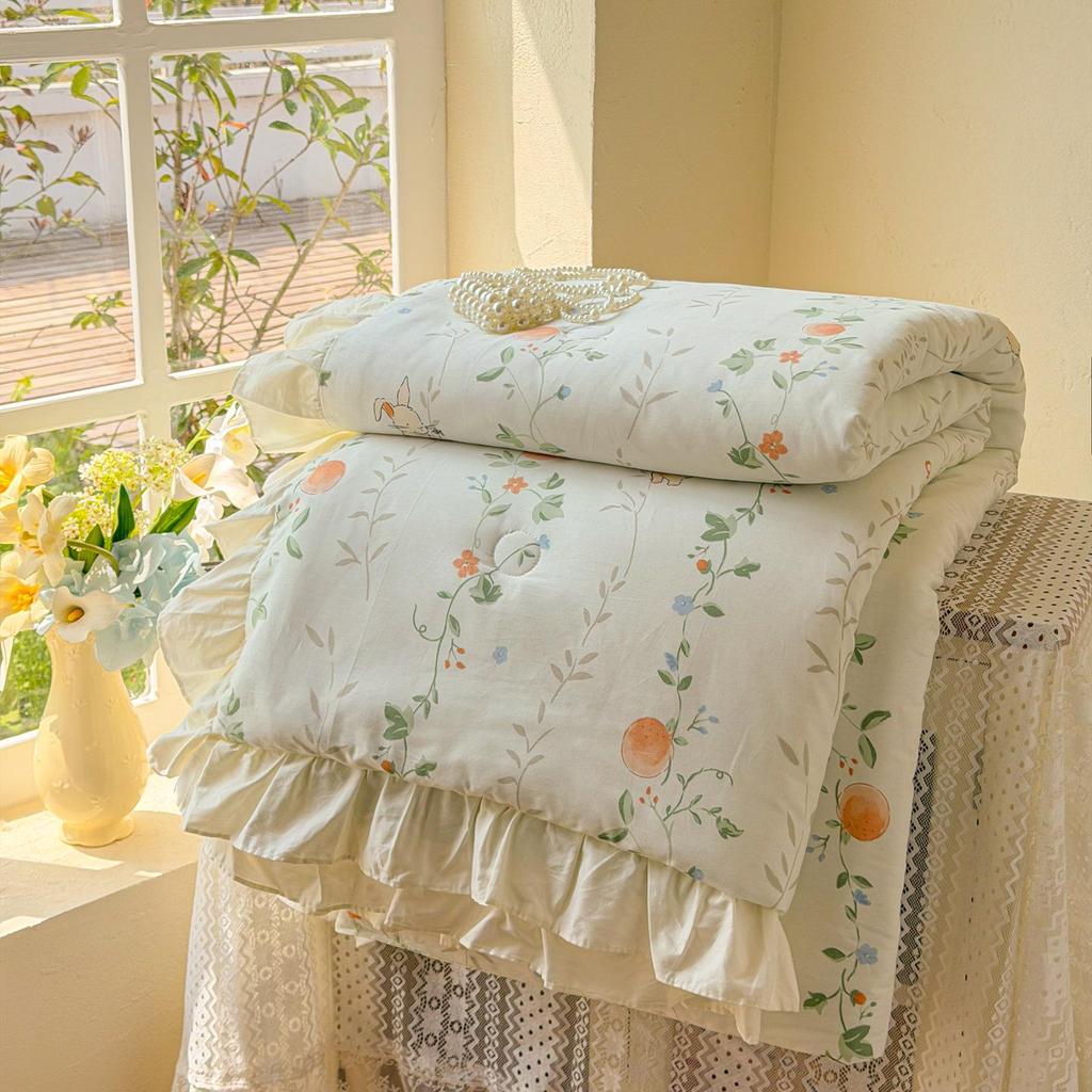 Korean Style Cotton Lace Air Conditioning Quilt - Floral Rabbit Pattern, Machine Washable, Summer Thin and Cool.