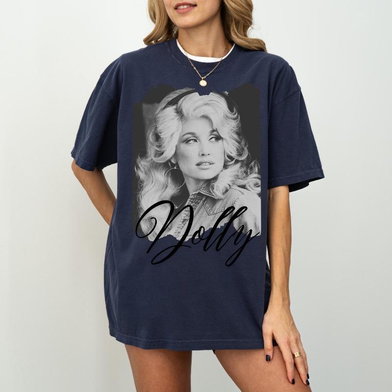 Dolly Parton Shirt On Queen of Hearts, Dolly Parton Vintage Hip Hop Country Shirt, Unisex Cowboy Cowgirl T-shirt, Unisex Tee