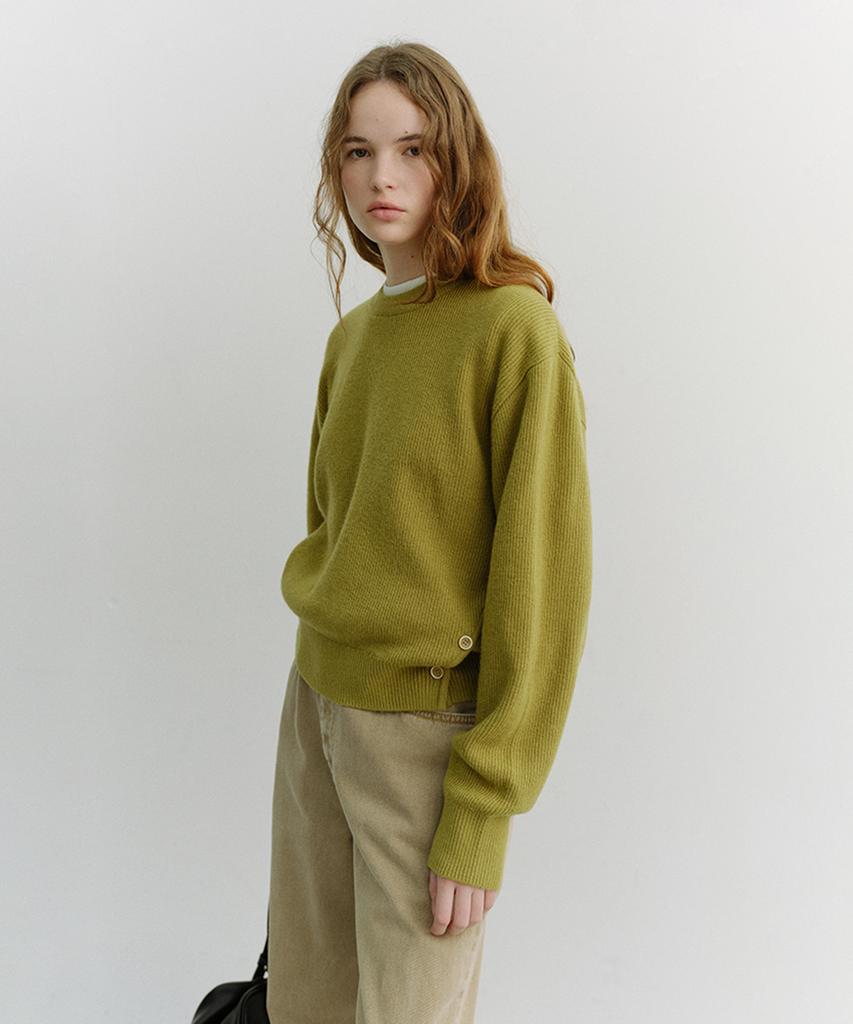 Deonseuteu Unisex Buttoned Crewneck Sweater_Udsw6A107_Olive