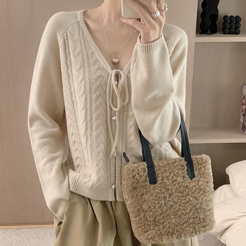 

Women s 100% Wool Knitted Cardigan Coat - Autumn/Winter 2025 Collection Mouse Gray