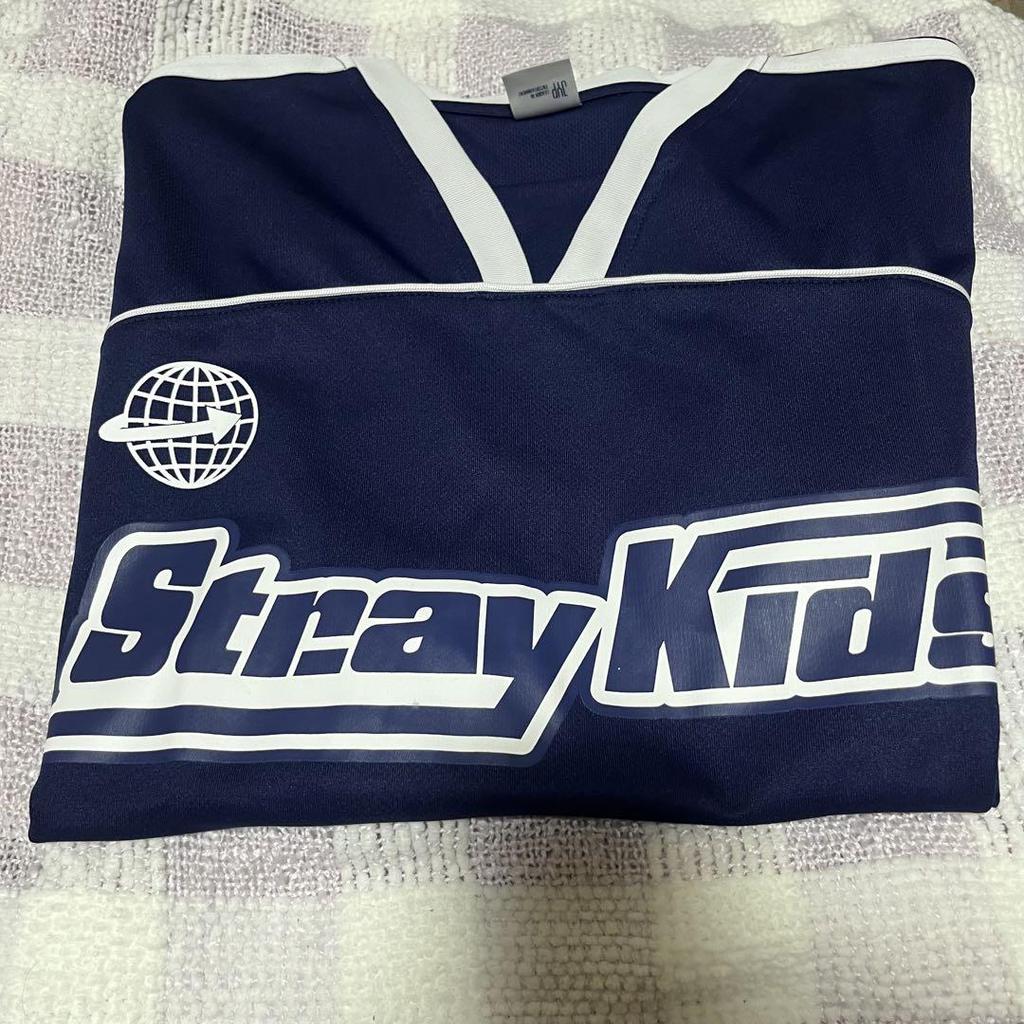 [USED] Straykids T-shirt