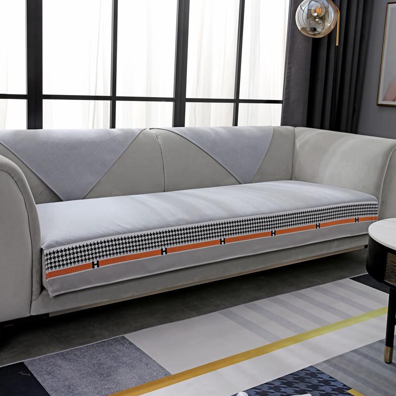 

Подушка для дивана из синели, универсальный нескользящий однотонный чехол для дивана на четыре сезона, скандинавский доступный роскошный чехол для дивана с рисунком гусиные лапки 30*50