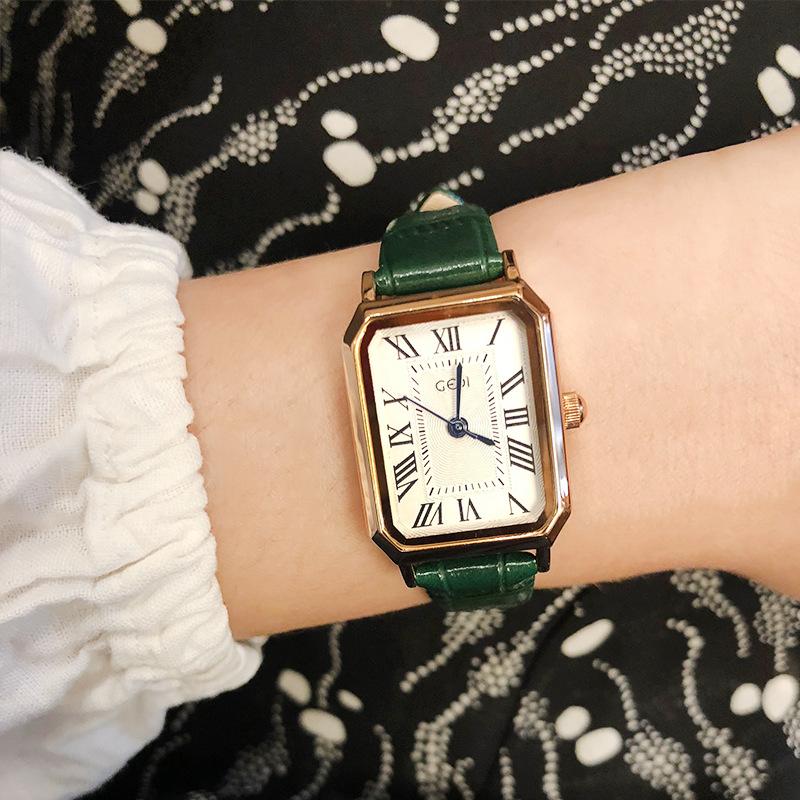 Retro WatchFashionable Women'S WatchKorean StyleSimple Leather StrapHigh-Quality Women'S WristwatchTrendy Women'S Watch.