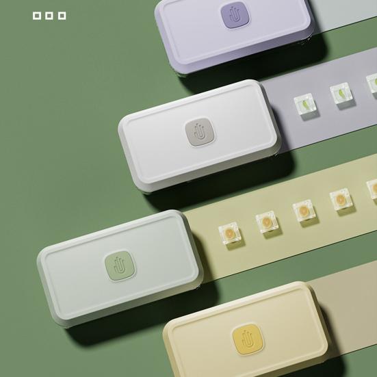 Ice Cube Tray with Lid And Bin Press-Button Release Ice Mold for Freezer