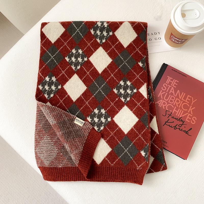 

Red & Green Plaid Knit Scarf - Women s Autumn/Winter Korean & Japanese Style, Versatile Warm Wool for Students & Christmas. 185cm