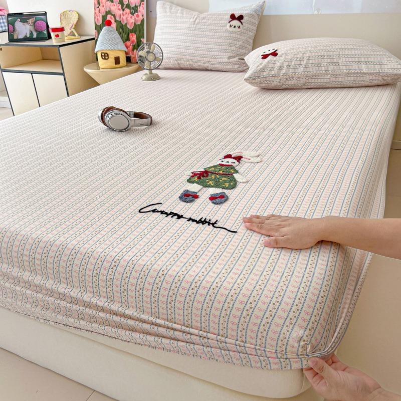 

2025 New Towel Embroidered Pure Cotton Fitted Sheet Cotton Single Dustproof Mattress Protective Cover Three-Piece Set 120x200cm 3pcs
