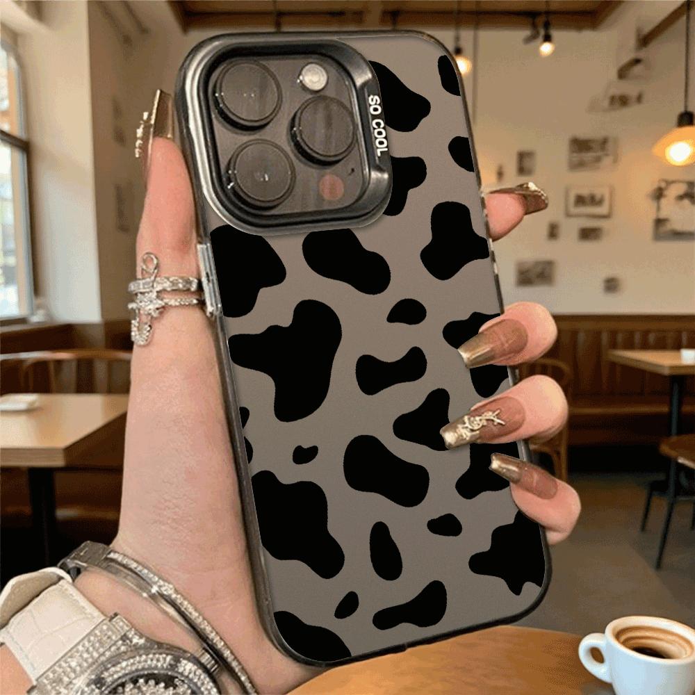 Black and White Cow Print Hard Phone Case for Iphone 16 15 14 13 12 11 Pro Max Mini Shockproof Anti-Scratch Protective Cover