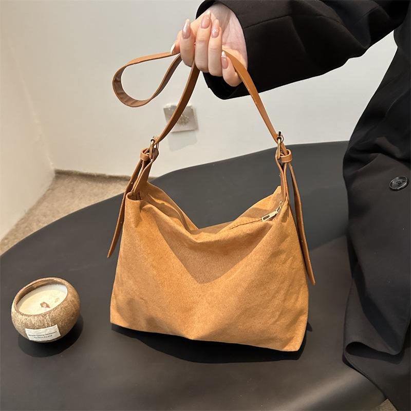 Women's Retro Shoulder Bag 2025 Winter New Versatile Ins Large Capacity Tote Bag Women