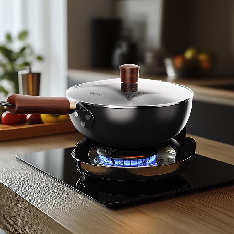 SMEO Hammered Iron Stir-Fry Pan