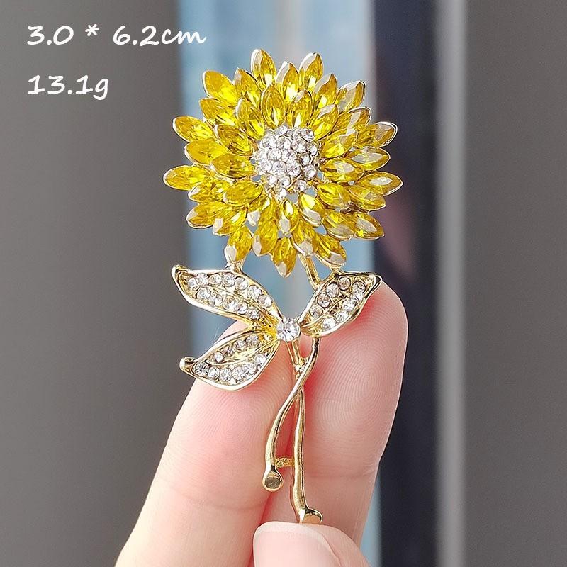 1pc Beautiful Shiny Wheat Brooch with Crystal Ears, Suitable for Women, Gender-neutral Plant Pins