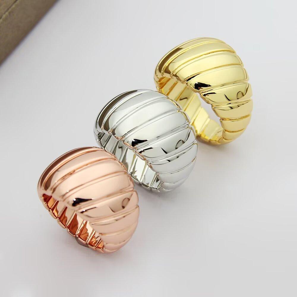 Three-color ring  and spring pattern Non-hazardous non-allergenic suitable for daily wearTexture Full of Wealth and Good Luck Daily Wear