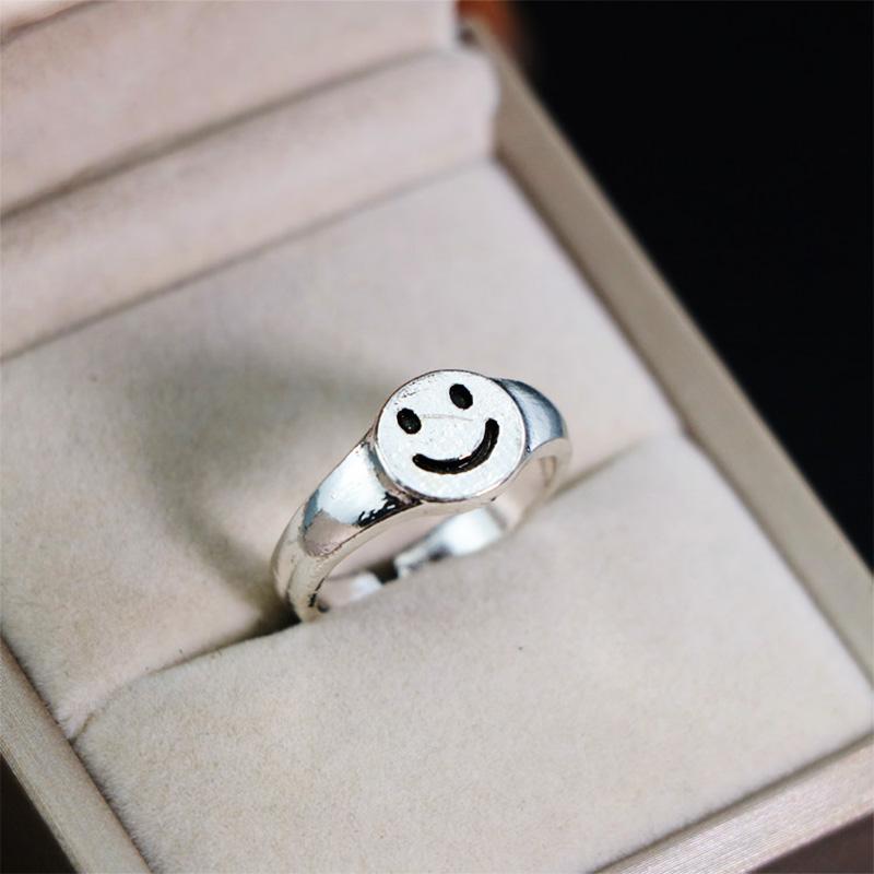 

Retro Smile Face Ring For Men Women Silver Color Punk Gothic Rock Hiphop Open Ring Handmade Designer Jewelry Unisex Accessories resizable