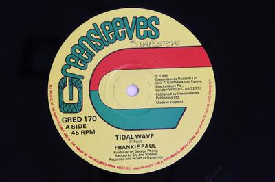 12inch Record SINGIE SINGIE  FRANKIE PAUL  Jailhouse  Tidal Wave GRED170 Greensleeves Re 1985 UK Reggae Ska  Dub Used
