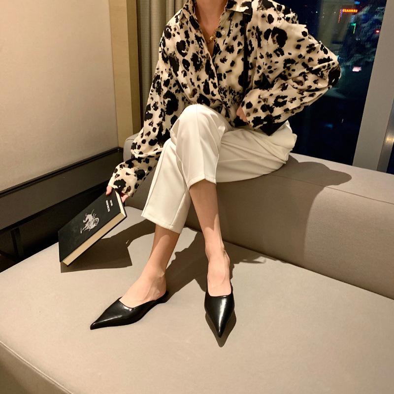 2025 Spring and Summer New Half-drag Women's Fashion Versatile Pointed Head Low-heeled Bag Head Slippers Sandals