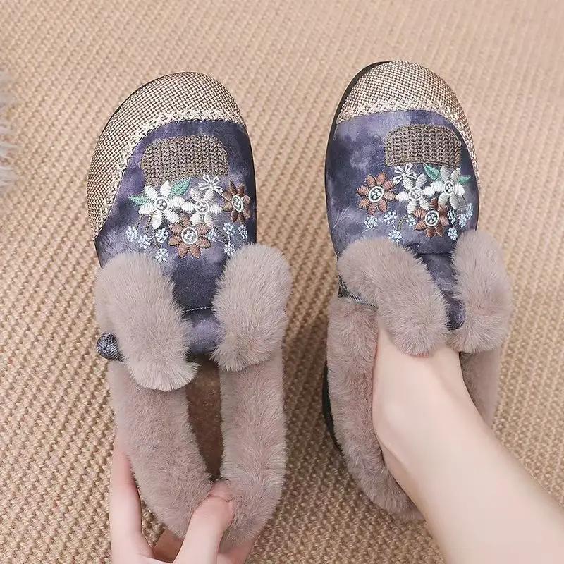Fashion Women's Winter New Low Top Embroidered Cotton Shoes Round Toe Slip On Flat Sole Plush Warm Ethnic Style Elderly Cotton Shoes