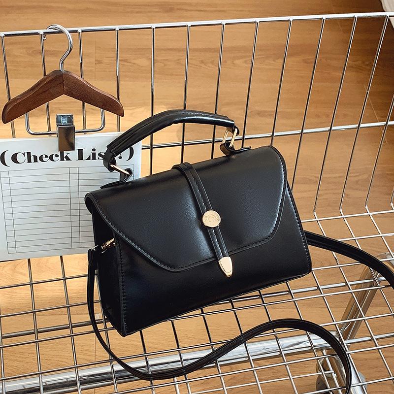 Retro Fashion Simple Temperament Small Bag Women's 2025 Spring and Summer New Versatile Ins Messenger Bag Small Square Bag Women's Bag