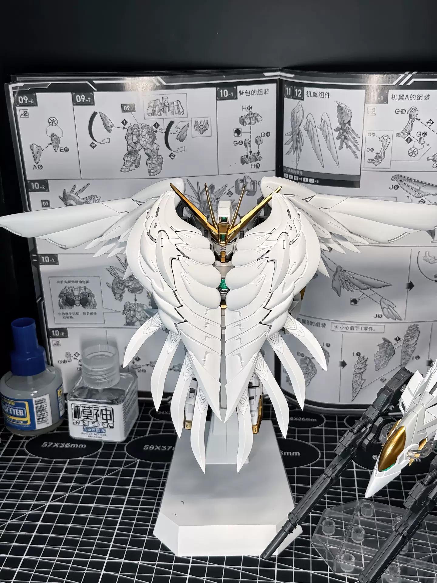 

MGSD 1/144 Wing Zero EW «Снігова Біла» Сакурово-Рожева Версія Пластикова Модель-Набір, Колекційна Фігурка Дії з Пір яними Крилами