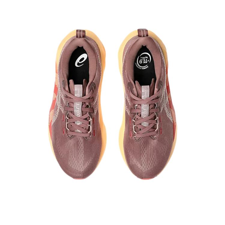 Asics Novablast 5 Comfortable Fashionable Minimalist Versatile Low-Top Running Shoes Women sneakers Brown 1012B765-600